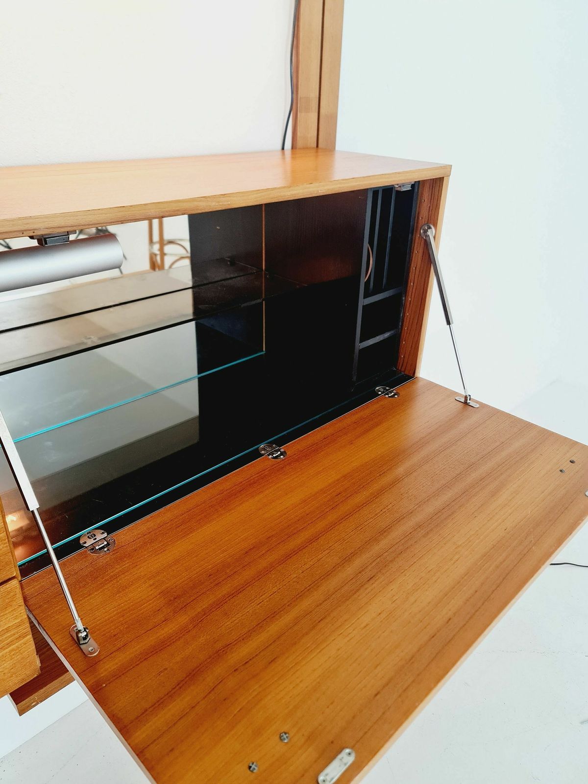 Mid Century Modular Teak Wall Shelving Unit By Preil Form, Germany, 1960s photo vintage