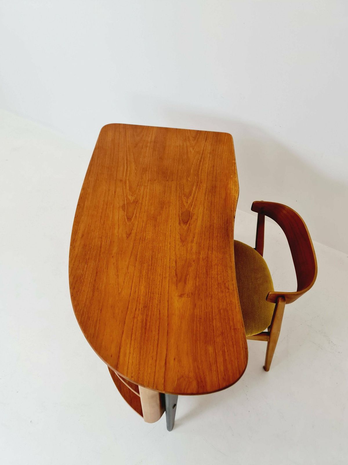 Midcentury Teak Desk By Göran Strand For Lelångs Möbelfabrik, Sweden, 1960s photo vintage