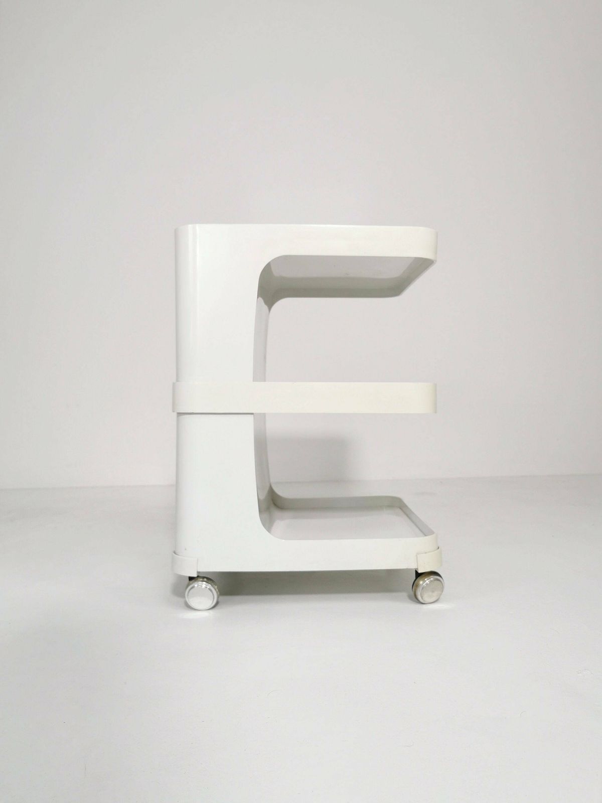 Spsceage Side Table Or Mini Bar Trolly By Flair For Prisunic. Molded Plastic 1980s photo vintage