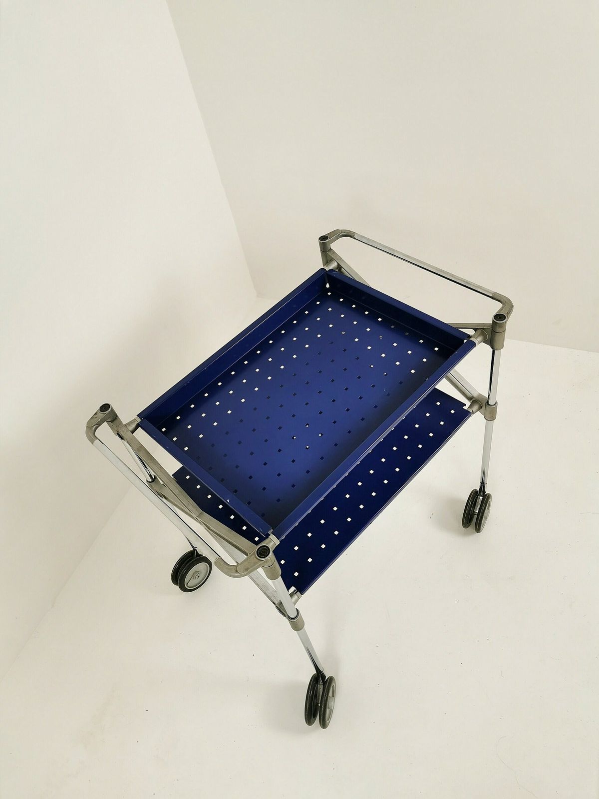 Mid Century Serving Table Trolly By Antonio Citterio And Oliver Löw Oxo Model For Kartell Italy photo vinterior