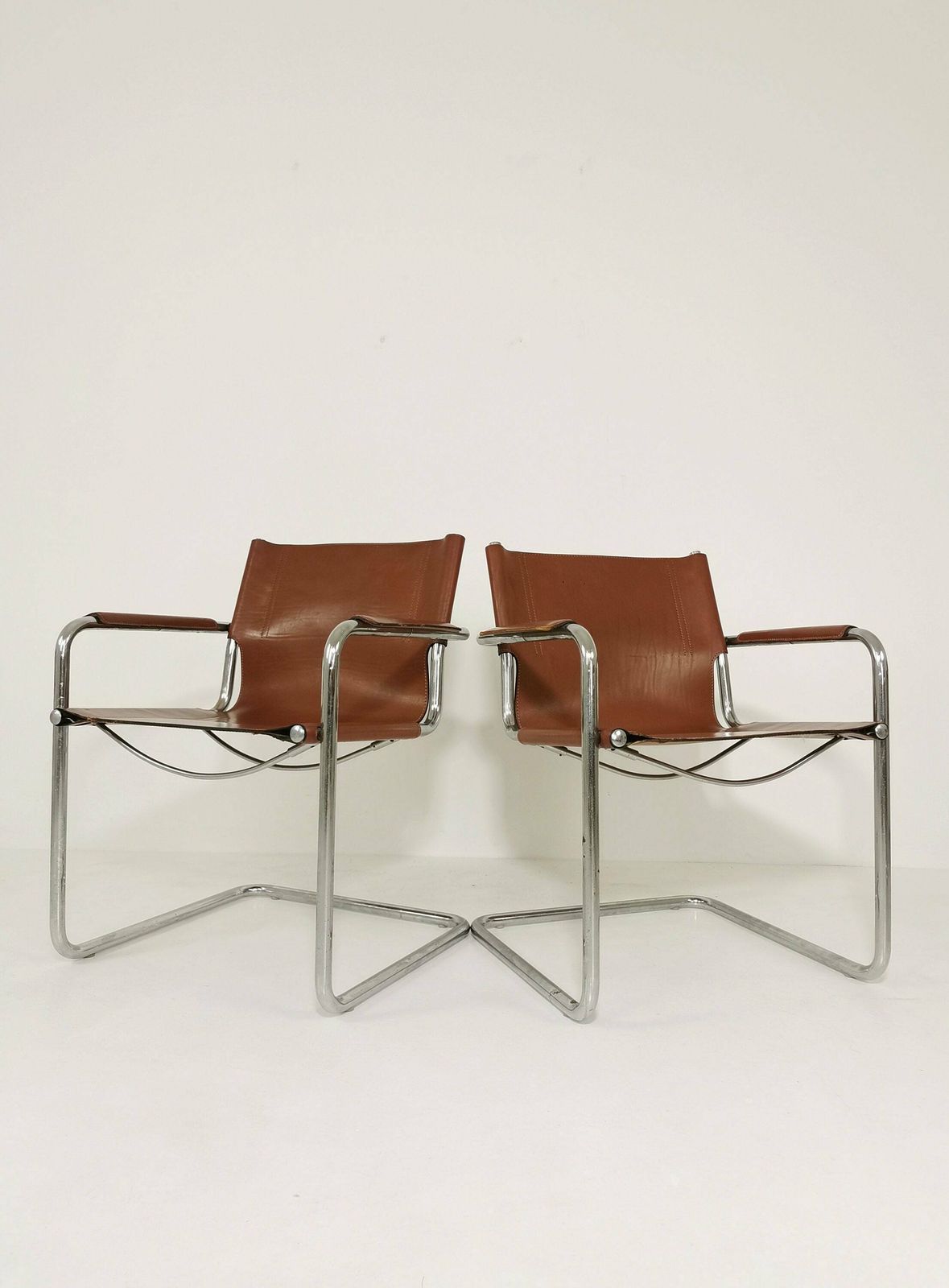 1 Of 2 Matteo Grassi Original Bauhaus Design Visitor Chair Tan Congac Leather 1970s photo furniture