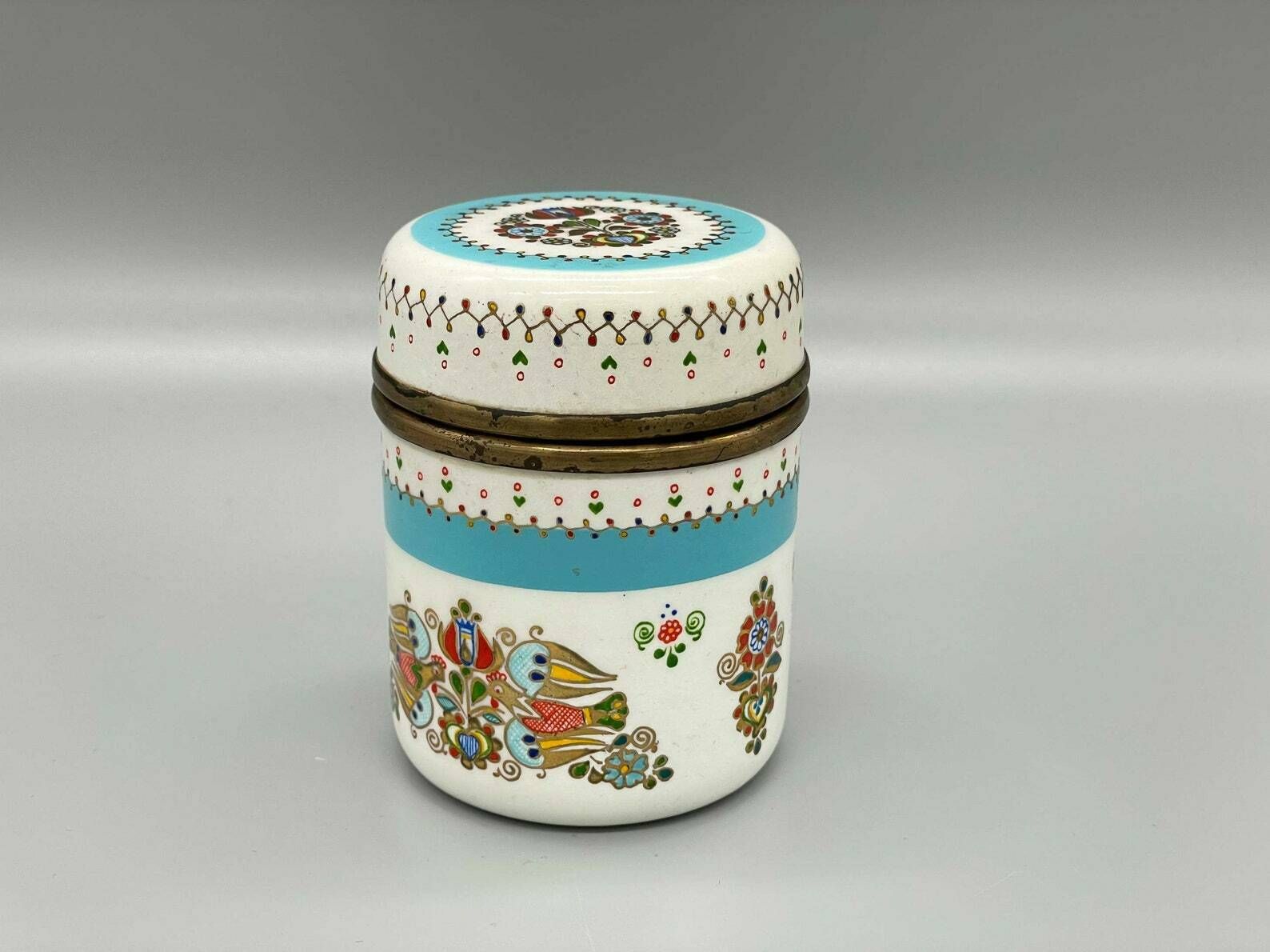 Steinböck Enamel Lidded Box With Four Birds 24 Carat Gold, Vienna, 1960s photo for sale