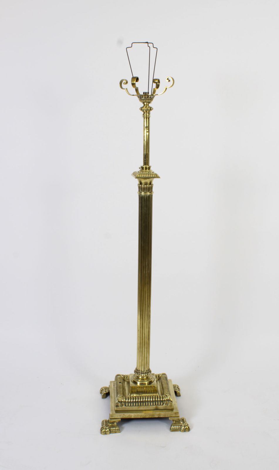 Victorian Brass Corinthian Column Telescopic Standard Lamp  19th C photo furniture