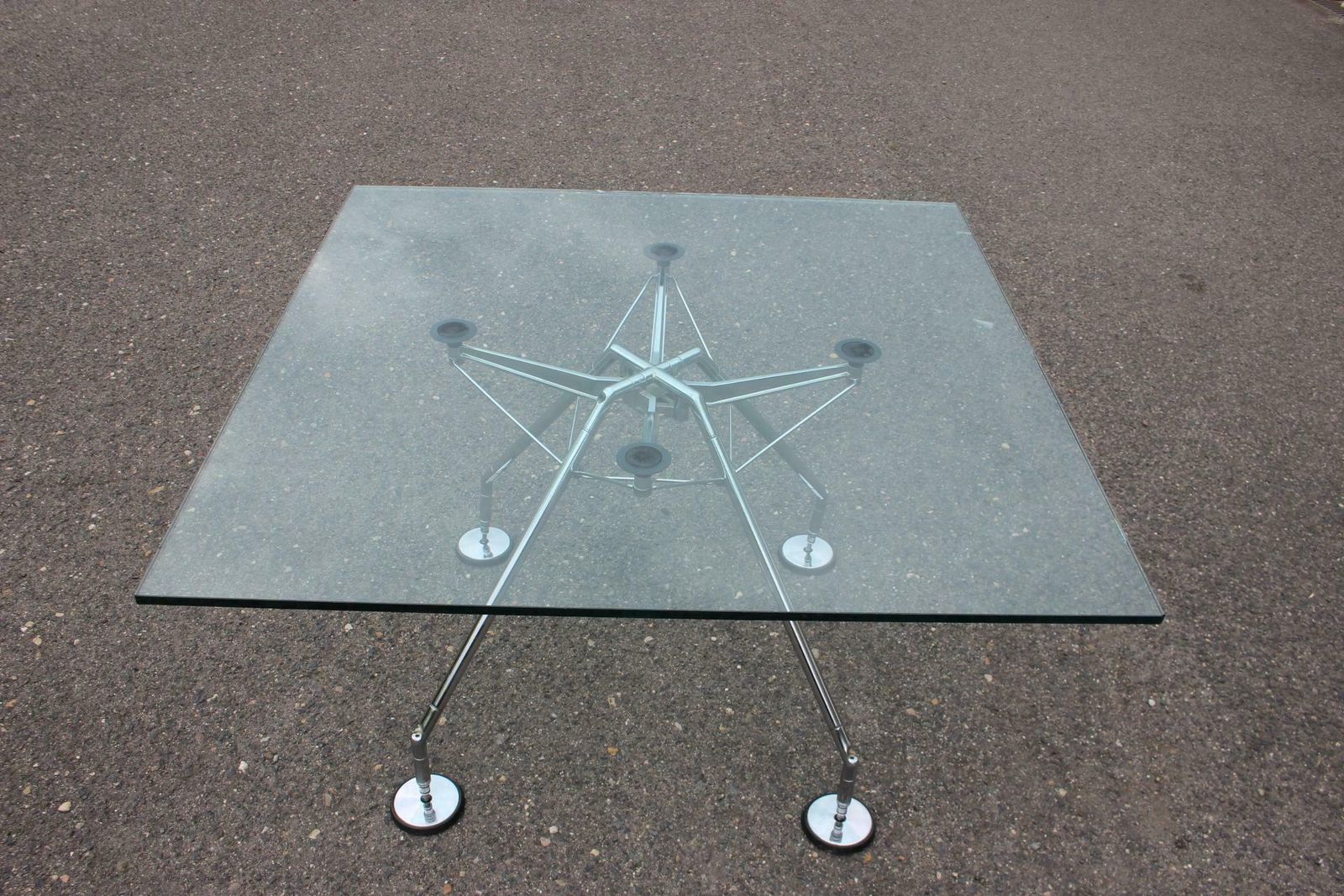 1970s Norman Foster Large Glass Table Model Nomos For Tecno, Italy photo buy