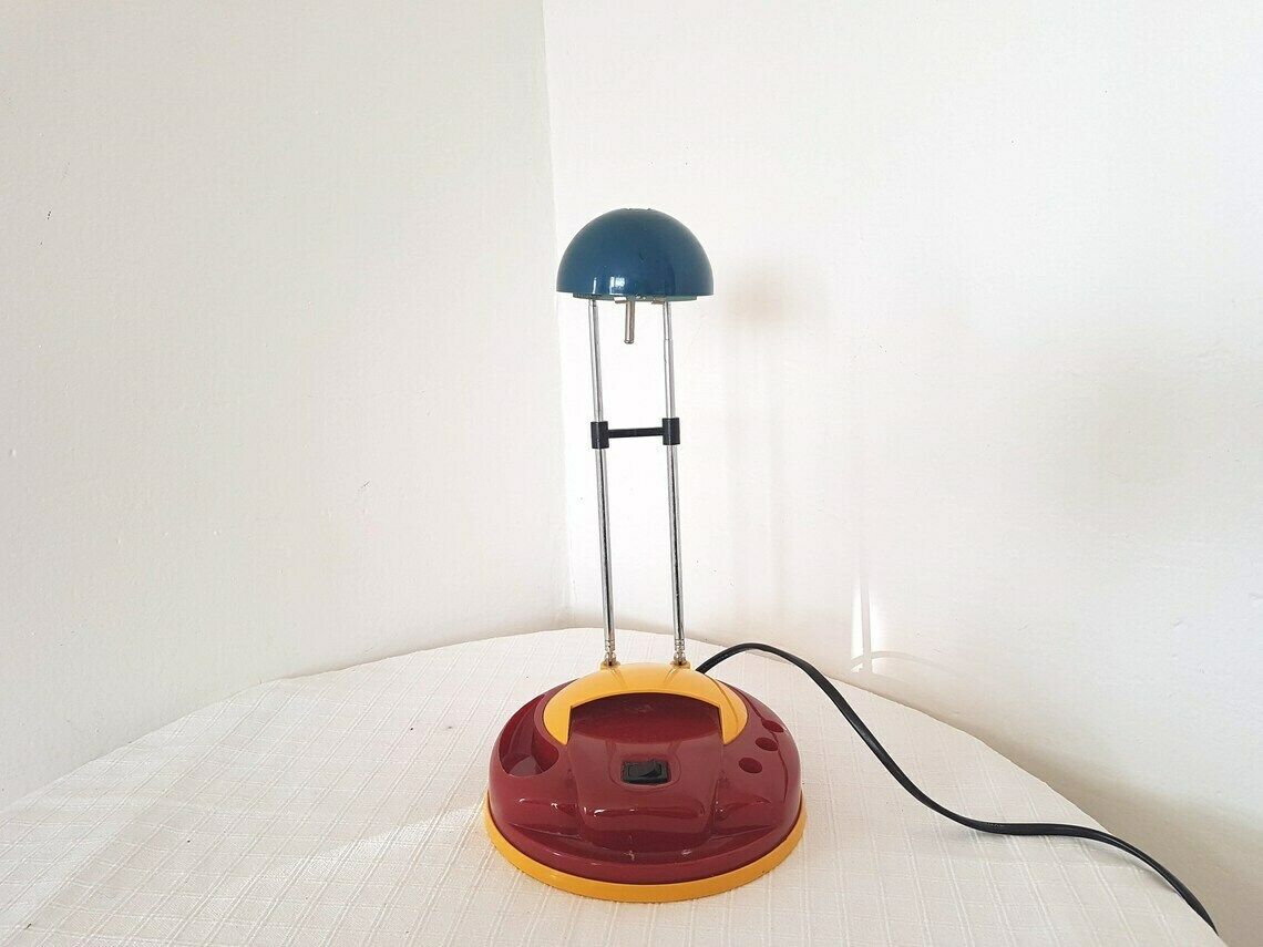 Vintage Memphis Milano Stijl Blauwe Tafellamp, Jaren 1990vintage Memphis Milano Stijl Kleurrijke Tafellamp, Jaren 1990 photo 116.0