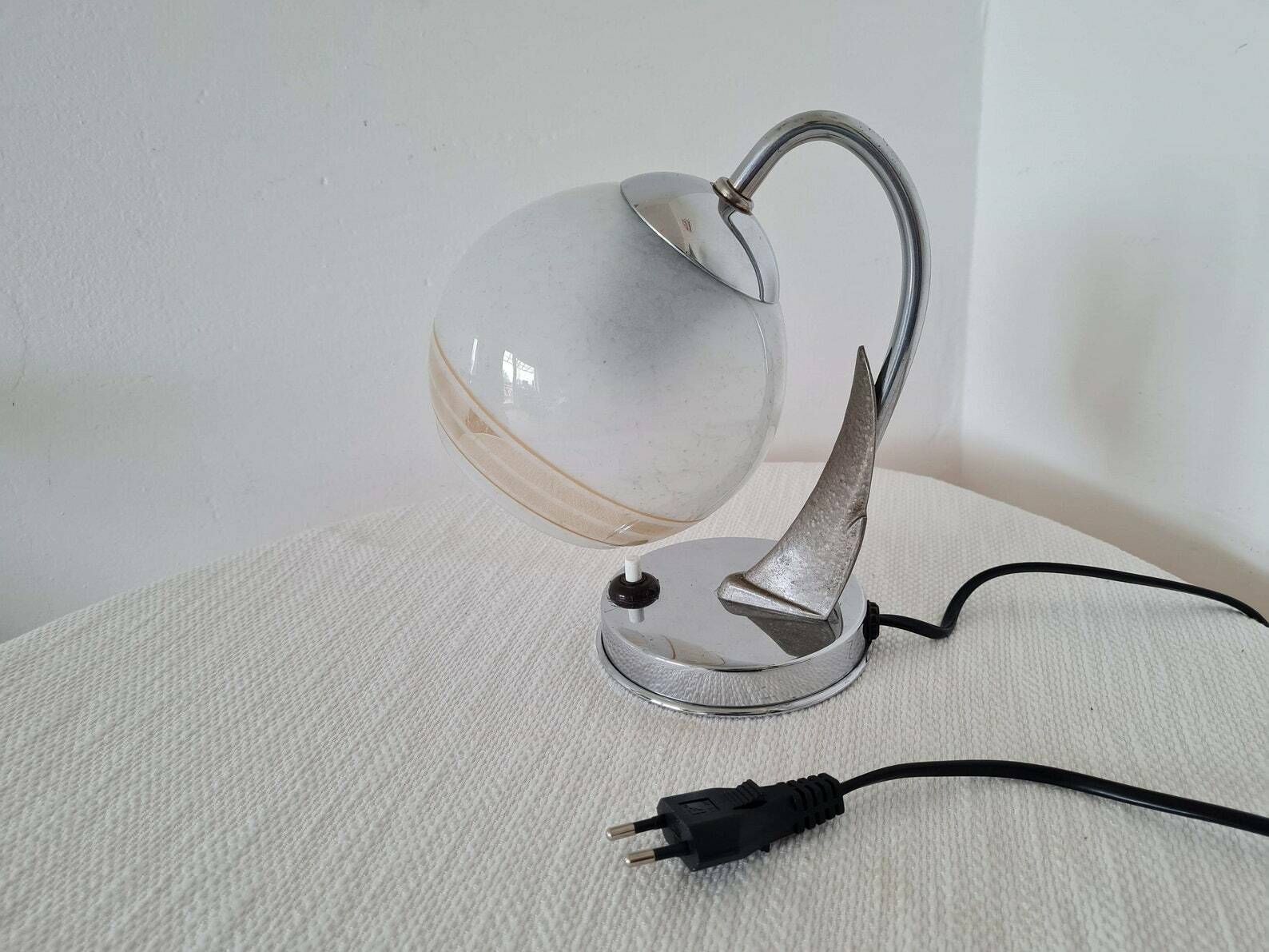 photo for sale Vintage Bauhaus Nikkelen Tafellamp Zukov Met Glazen Bolkap