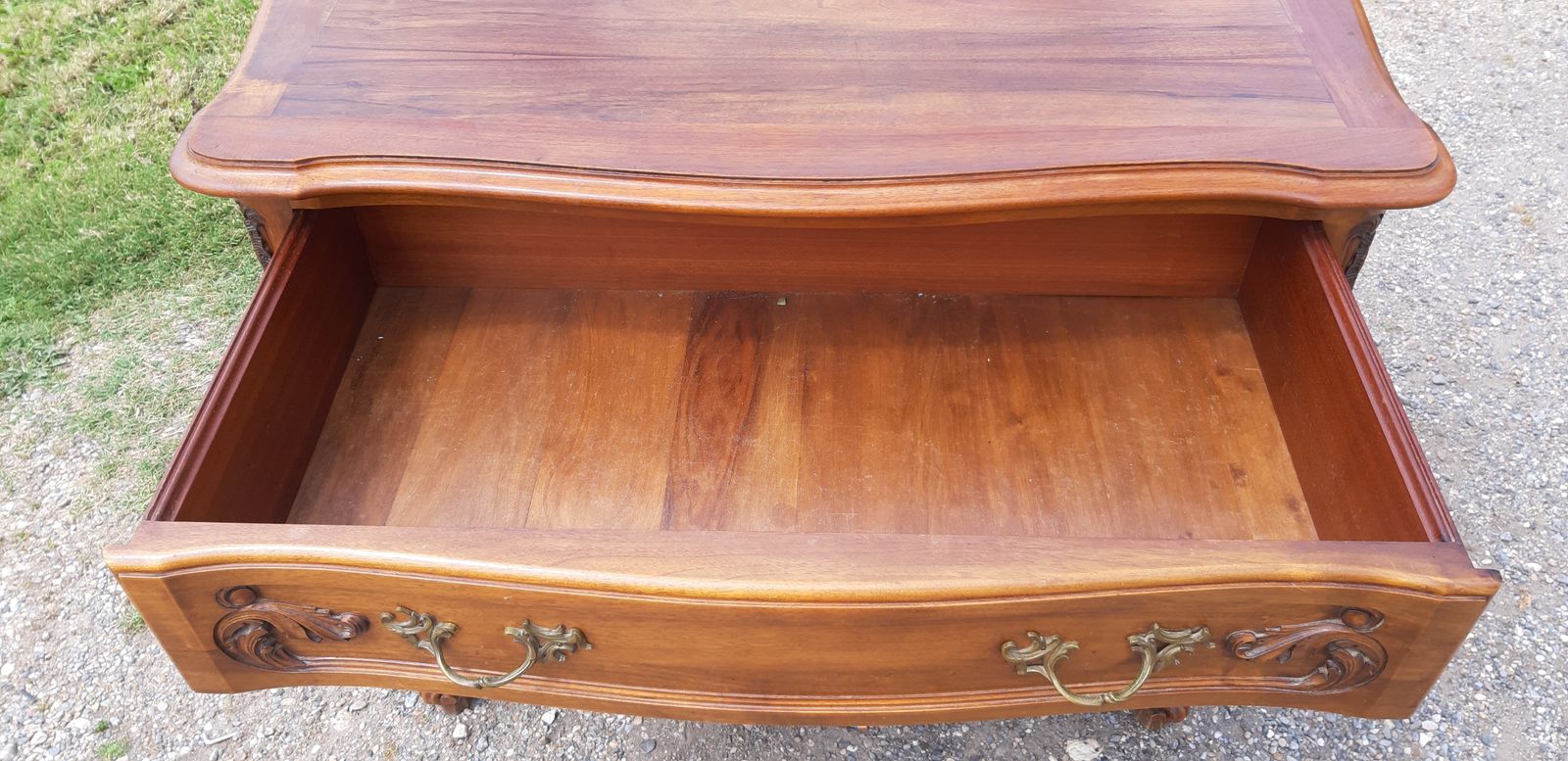Furniture Chest Of 3 Drawers Walnut And Brass photo
