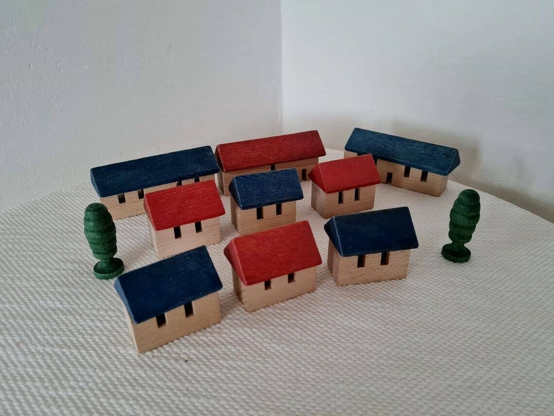 Vintage Erzgebirge Wooden German Putz Hand Painted Set Of 20 Pieces