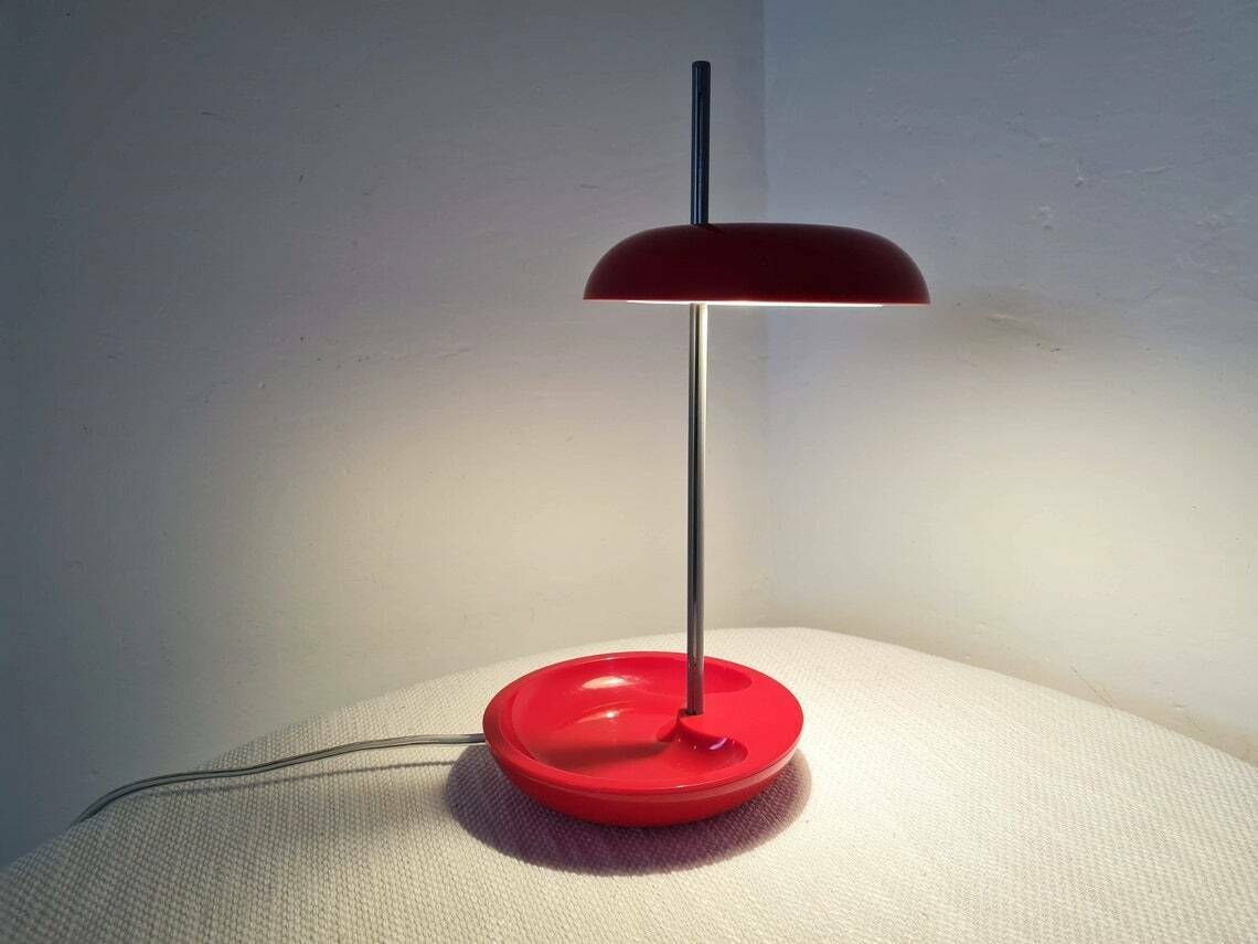 Vintage Pop Art Table Lamp Plastic Lovely Accent Lamp