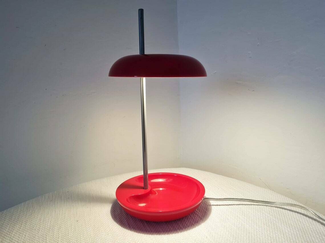 Vintage Pop Art Table Lamp Plastic Lovely Accent Lamp photo furniture