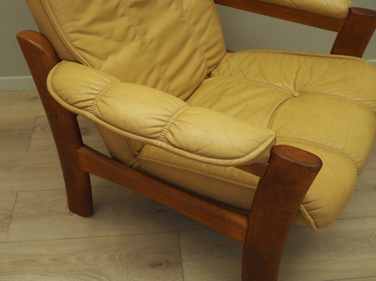 photo vinterior Yellow Leather Armchair, Danish Design, 1960s, Production: Denmark