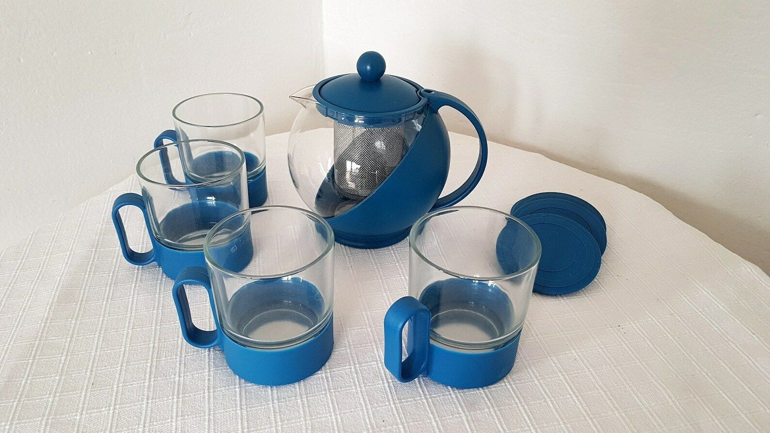 photo furniture Vintage Space Age Retro Set Glass/Plastic Kettle And Cups In Original Box 80s