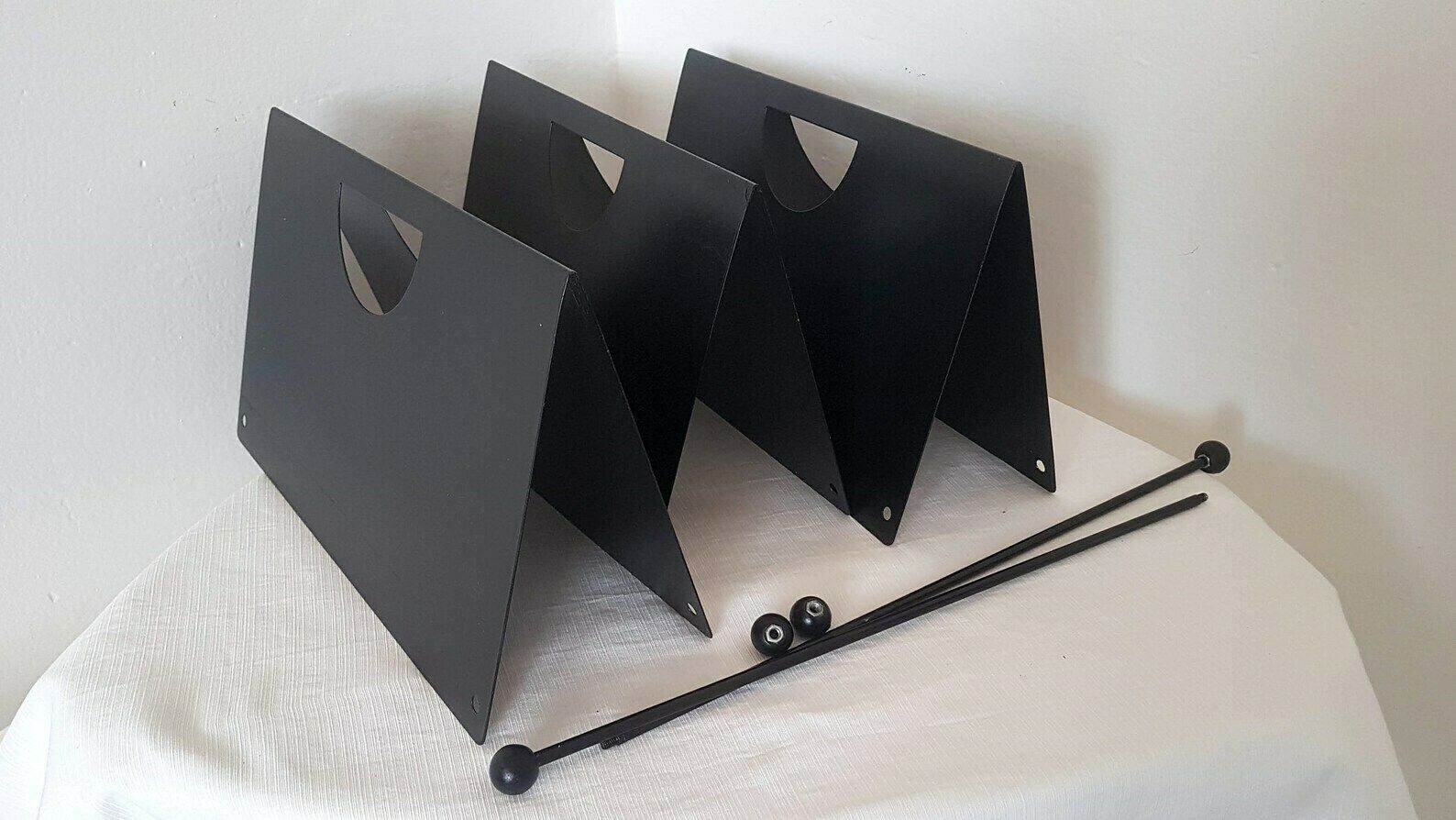 photo furniture Vintage Memphis Milano Tijdperk Zwart Tijdschriften /Vinylrek Italiaans Postmodern Sottsass Stijl