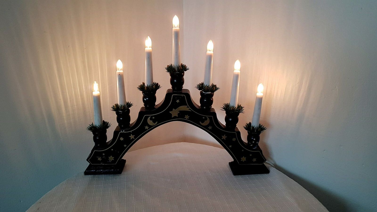 photo furniture Vintage German Wooden Christmas Candle Bridge With Electric Candles