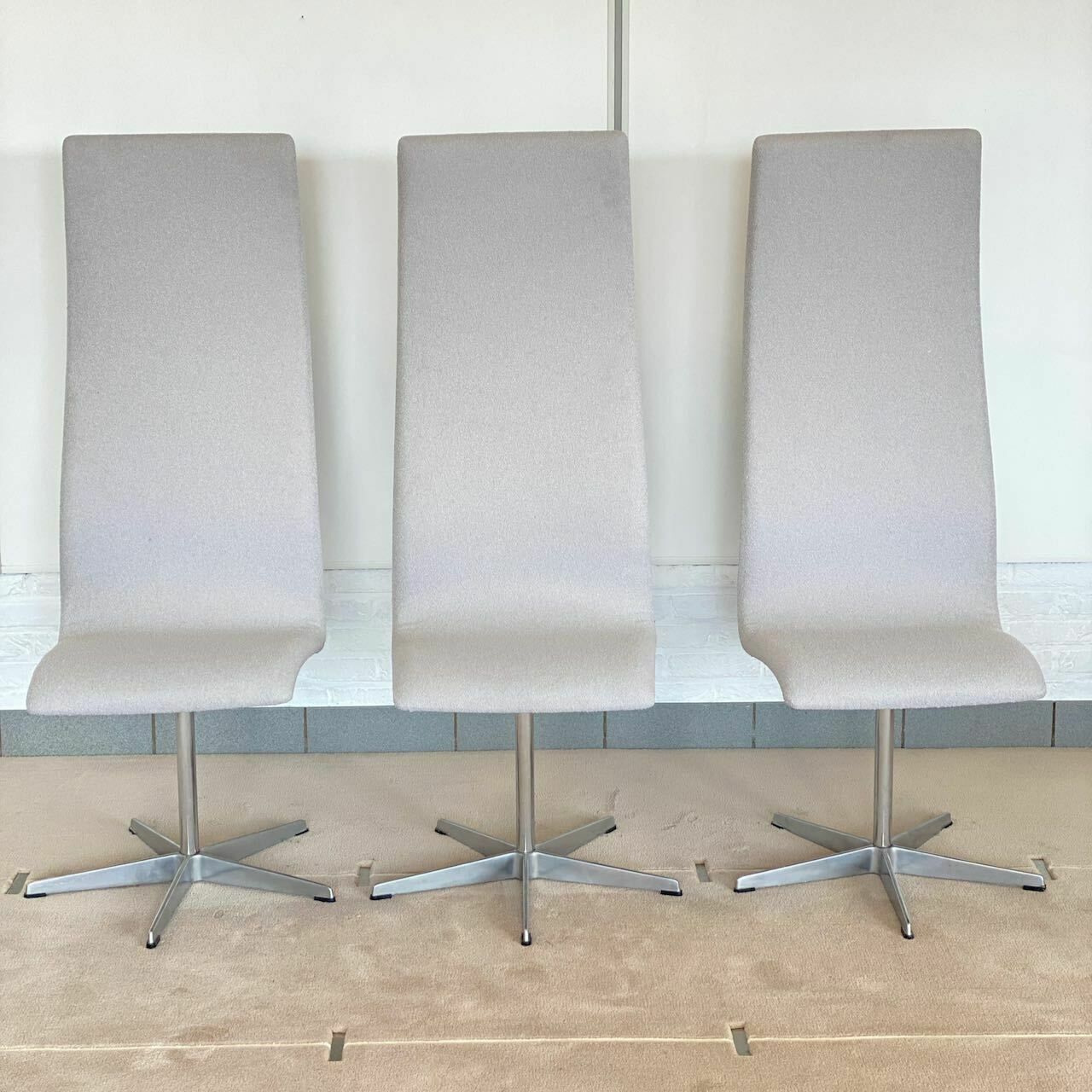 6950.0 Set Van 6 Oxford Stoelen Van Arne Jacobsen Voor Fritz Hansen photo