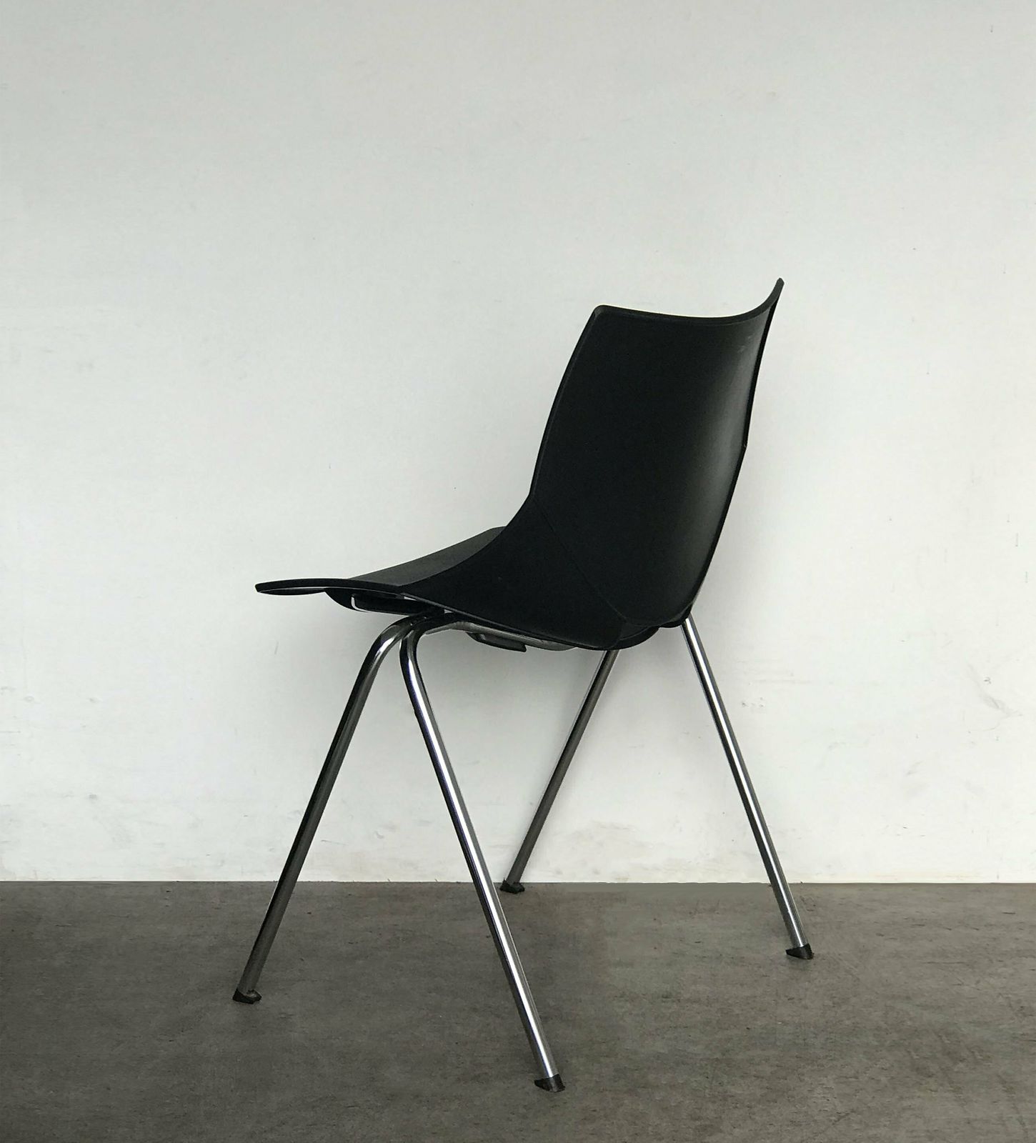 Mid Century Style Chrome And Black Plastic Italian 'Shell' Chair By Angelo Pinaffo photo vinterior
