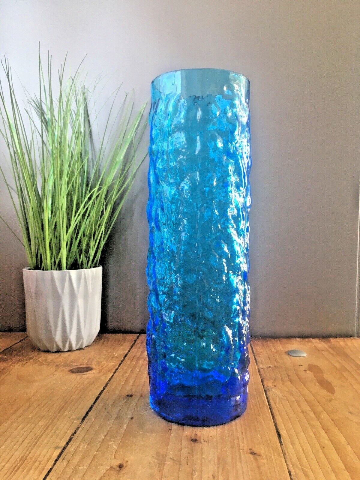 Large Mid Century 12" Swedish Lindshammar Glass Blue Bark Vase Jc Jones & Co photo vinterior