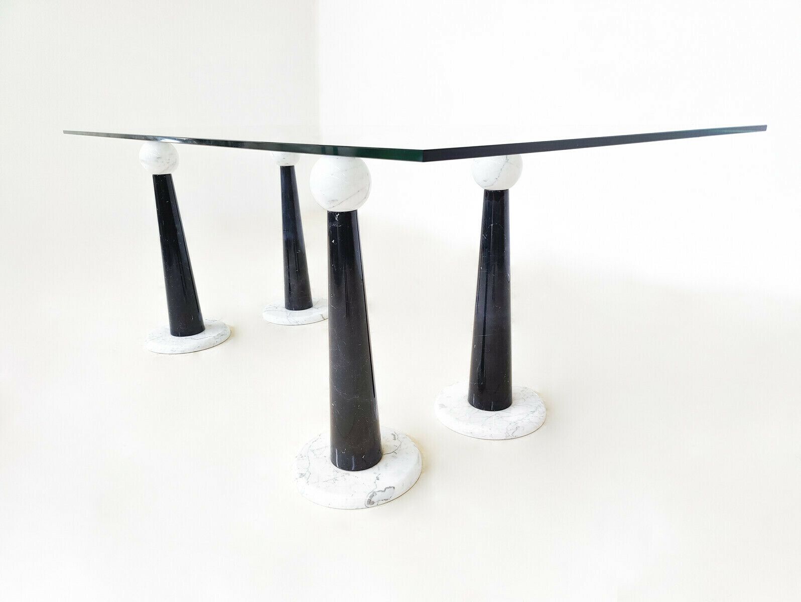 Mid Century Modern Italian Dining Table In Marble & Glass photo for sale