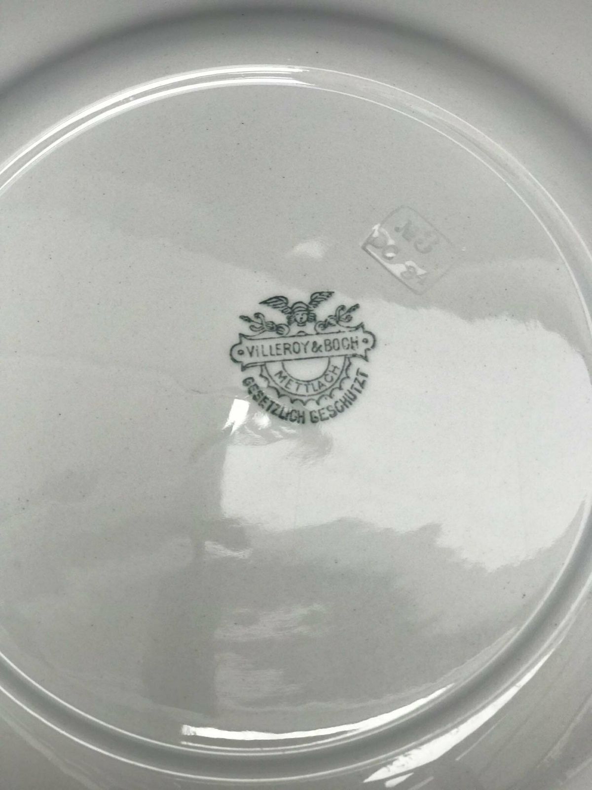 Antiek Set Van 6 Dinerborden Van Villeroy And Boch Mettlach – Groene Rand Met Gouden Bies – 19e Eeuw – Grote Borden 25,1 Cm Diameter – Duits Porselein photo 231.0