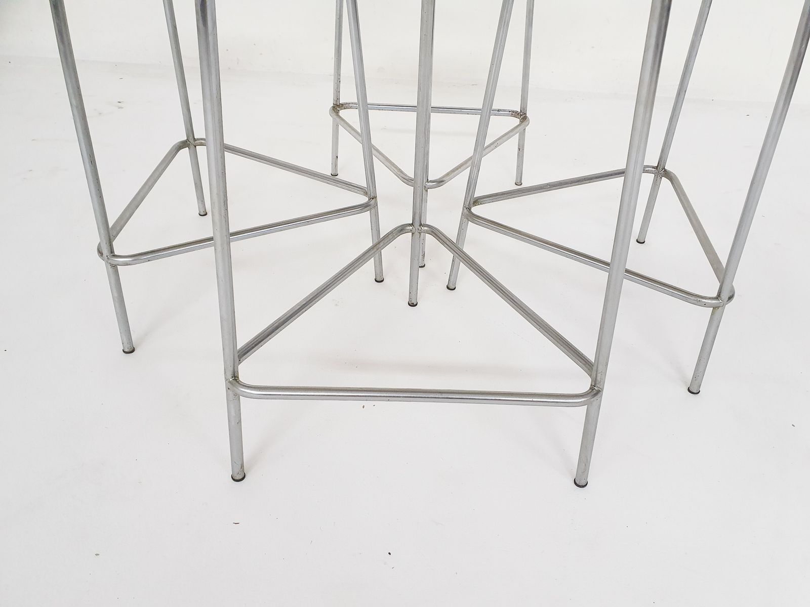 Arne Jacobsen Voor Fritz Hansen "M3170" Krukken, Denemarken, 1967 photo buy