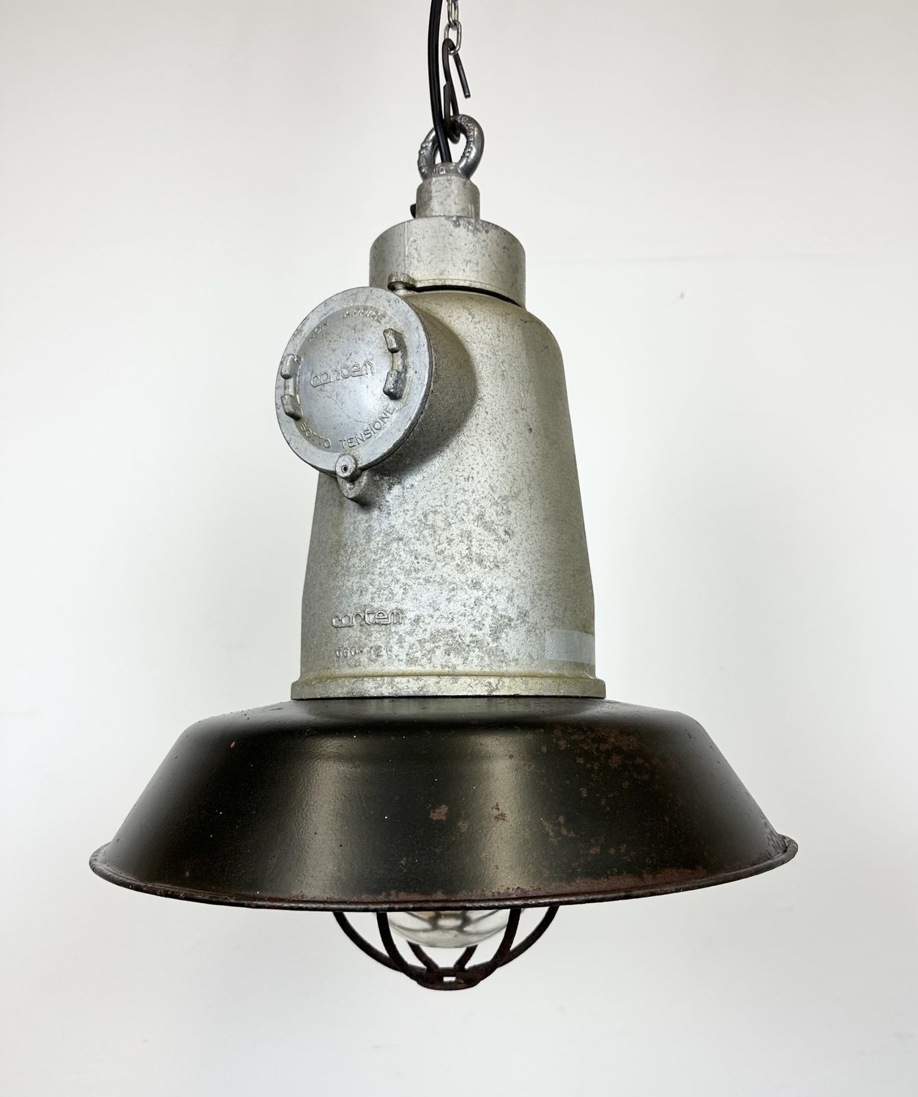 photo vintage Italian Industrial Black Enamel Cage Pendant Light From Cortem Milano, 1960s