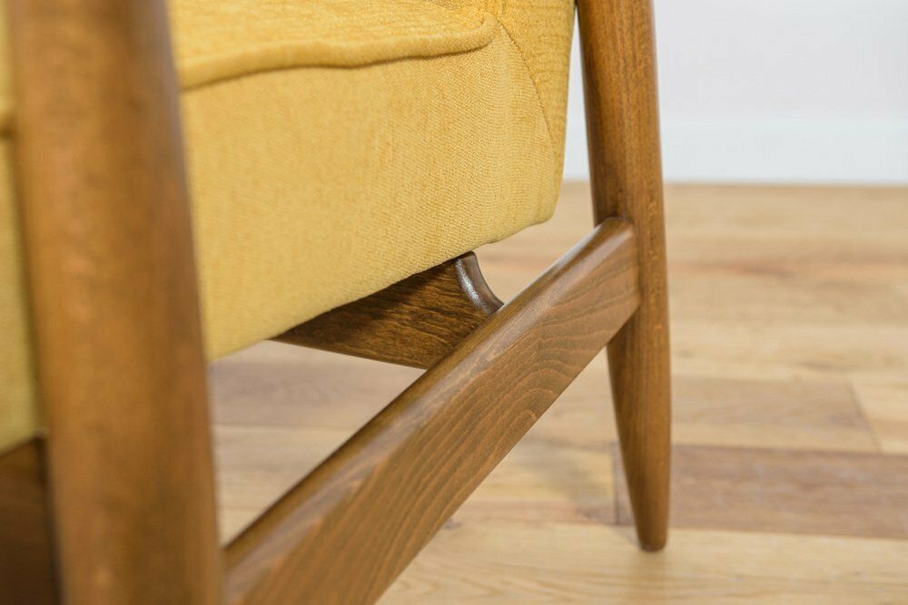 photo vintage Gfm 87 Armchair By Juliusz Kedziorek For Gościcińskie Furniture 1960s