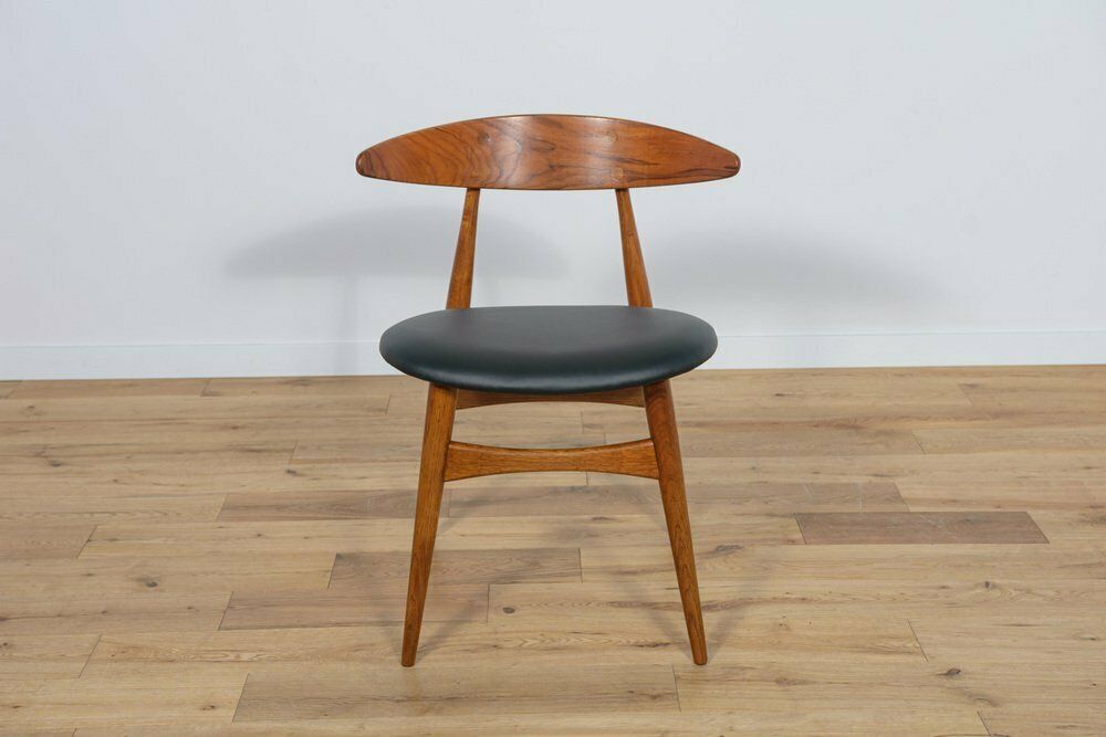 photo vinterior Mid Century Danish Ch33 Dining Chairs By Hans J Wegner For Carl Hansen And Søn 1960s Set Of 4