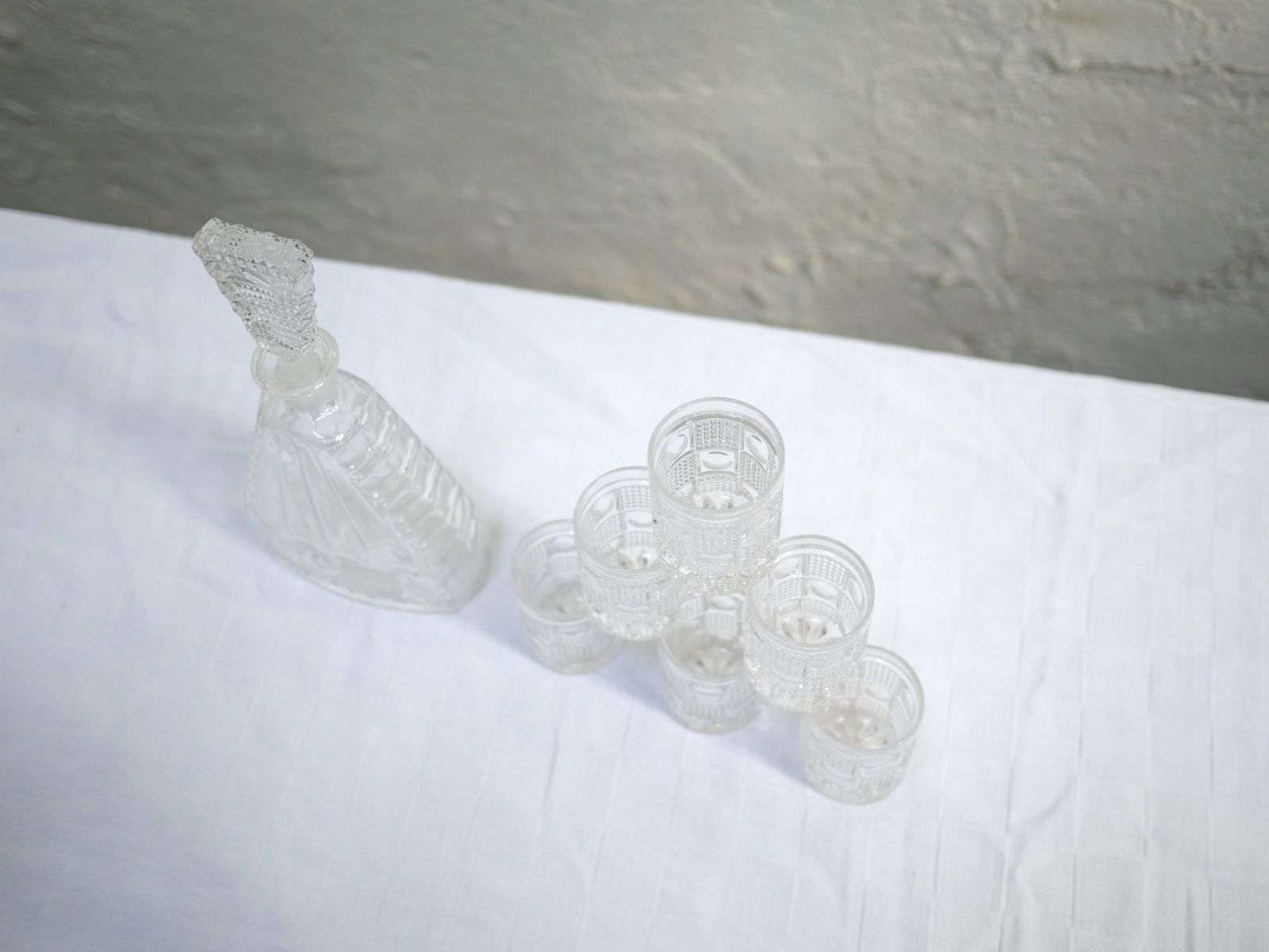 Decanter And 6 Vintage Glass Glasses photo buy