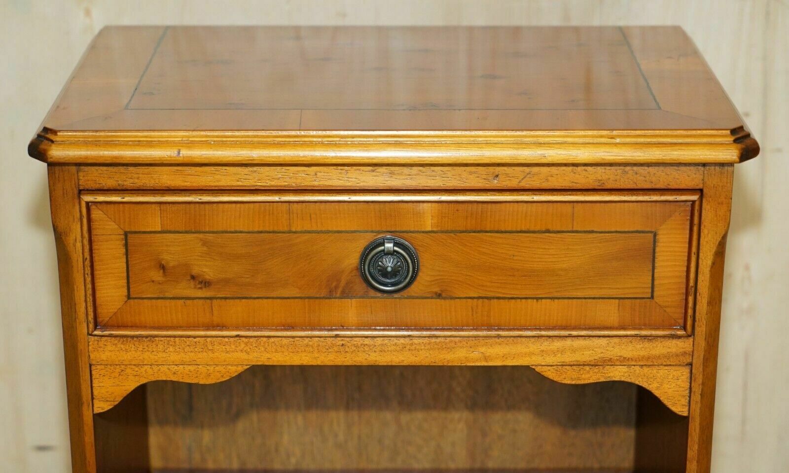 Pair Of Vintage Burr Yew Wood Lamp Side End Wine Tables Open Bookcases photo 1350.0