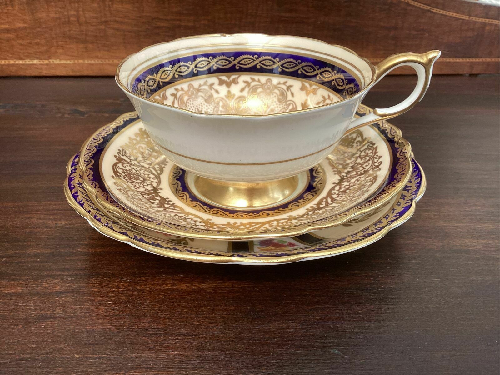 photo buy Paragon Antique Floating Rose Cabinet Tea Trio Cobalt And Gilt C 1945