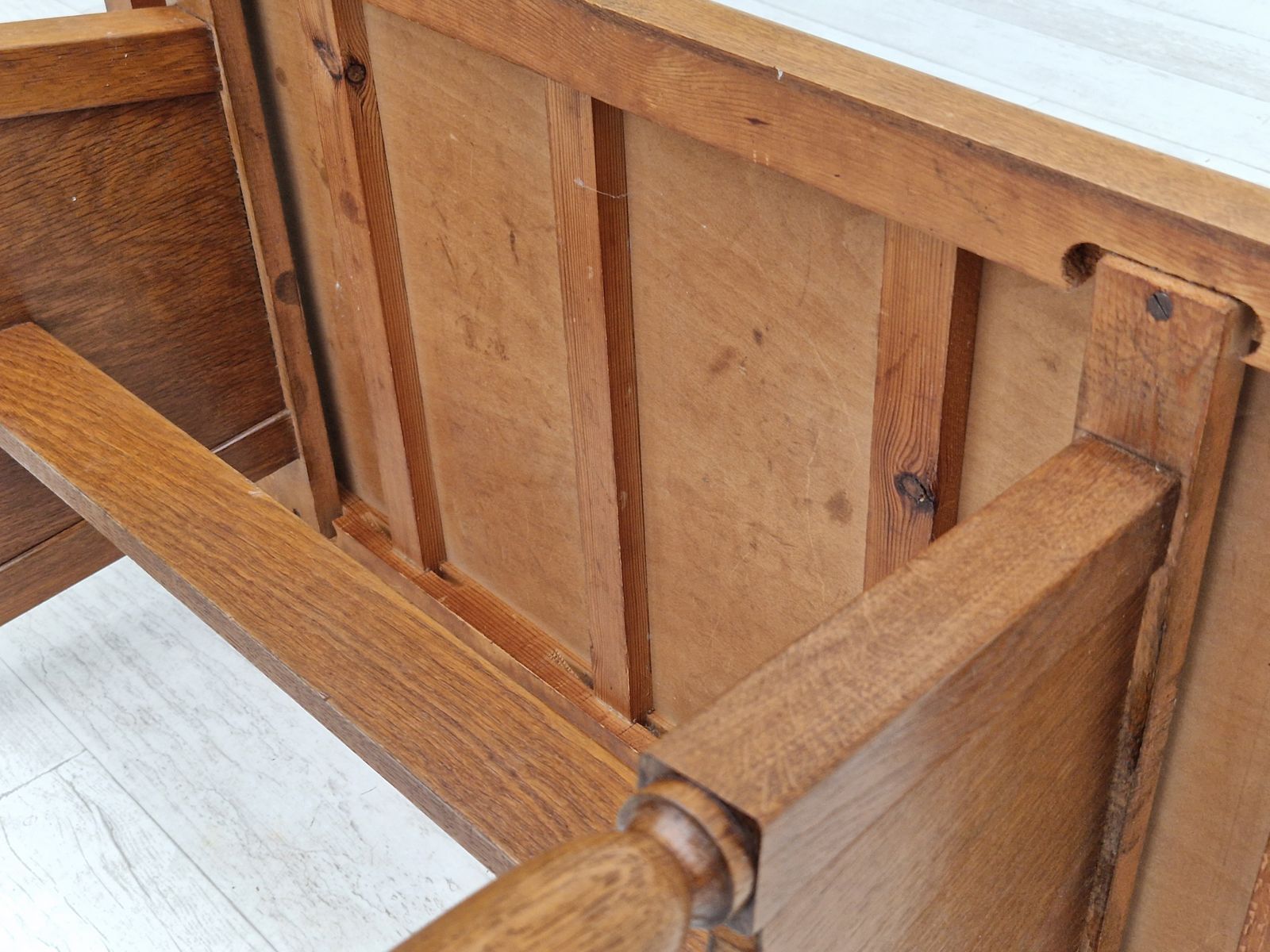 photo vinterior 1950s, Danish Design, Oak Wood Coffee Table, Original Condition.