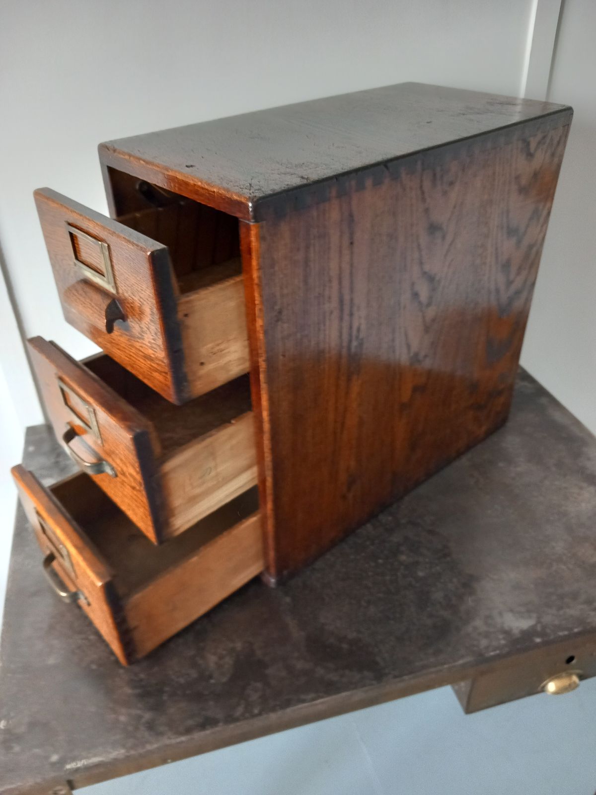 An Oak 3 Drawer Chest, Early 20th Century
