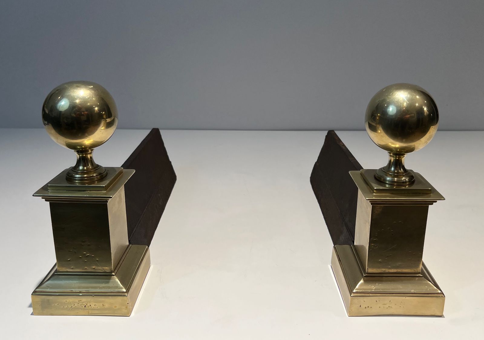 Important Pair Of Brass Andirons photo furniture