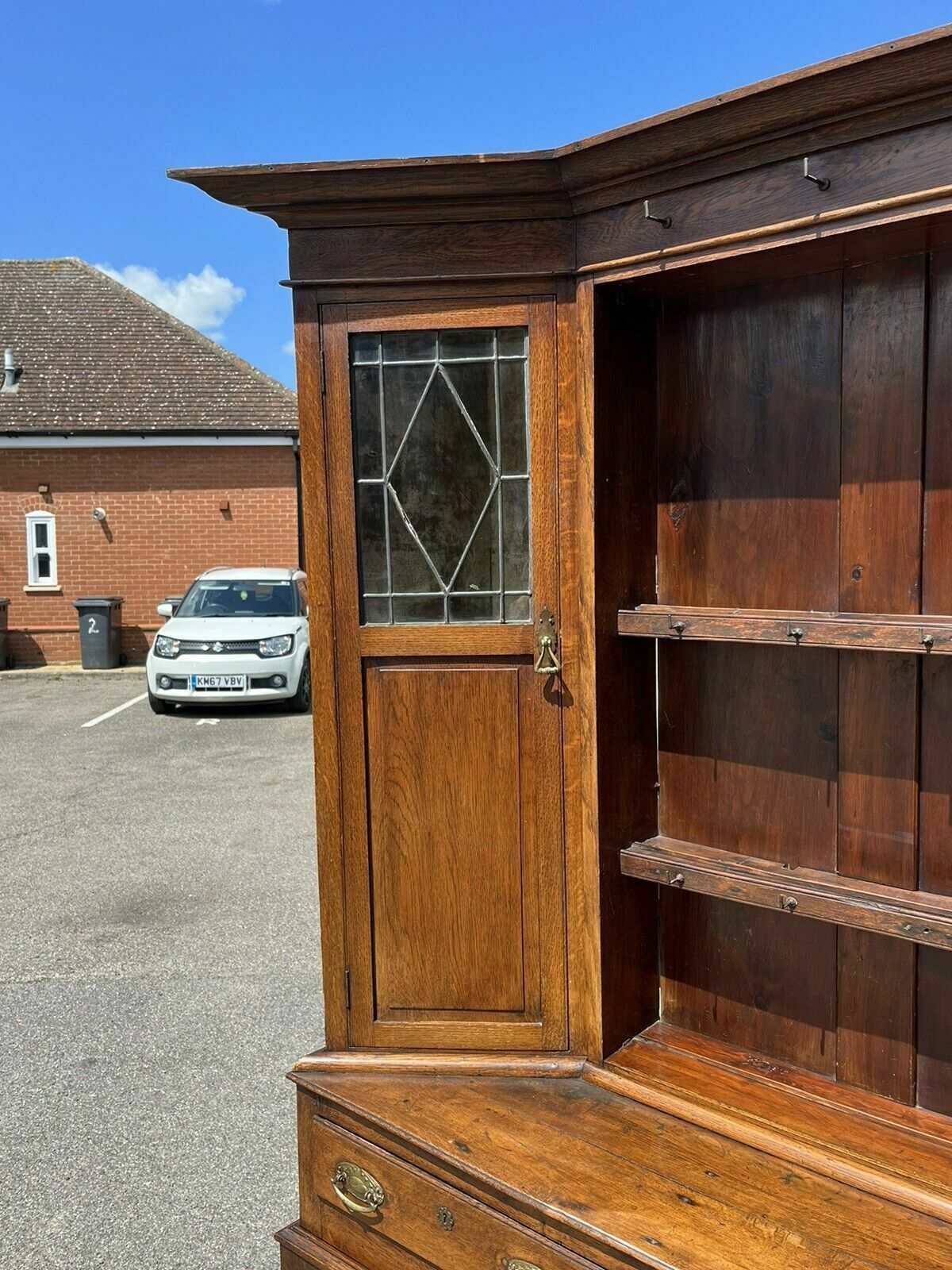 photo furniture Georgian Oak Dresser, Amazing Colour, Loads Of Storage.