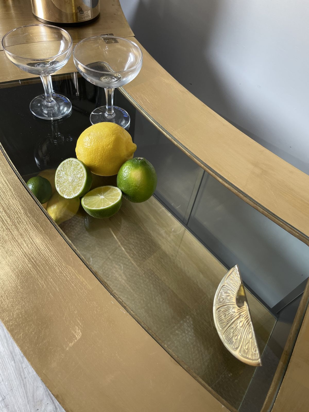 Metamorphic Drinks Bar By Turnidge Of London Refurbished photo vinterior