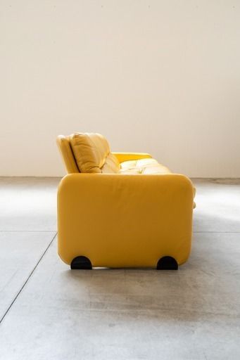 3 Seater Sofa And Two Armchairs In Vintage 1970 Yellow Leather, In The Style Of Ammainnati And Vitelli For Brunati photo for sale