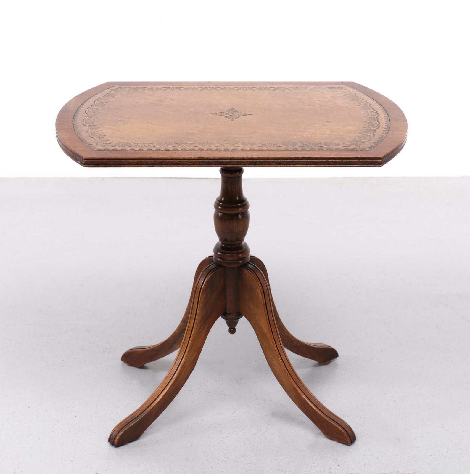 Bevan Funell Reprodux Tilt Top Wine Table 1970s England photo buy
