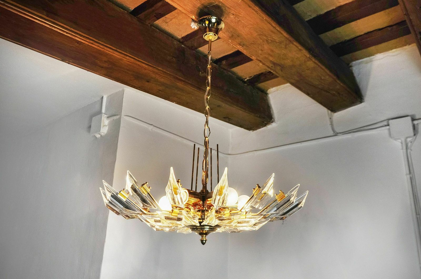 Chandelier '"Sun" By Oscar Torlasco For Stilkronen Cut Glass Triedri, Italy, 1970 photo vinterior