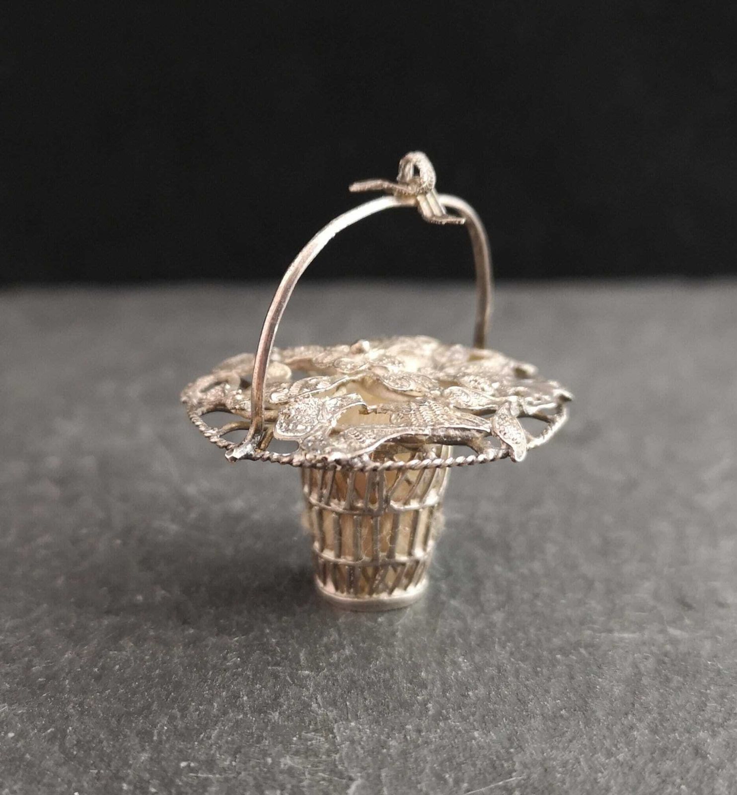 Vintage Sterling Silver Dolls Flower Basket, Miniature photo 72.0