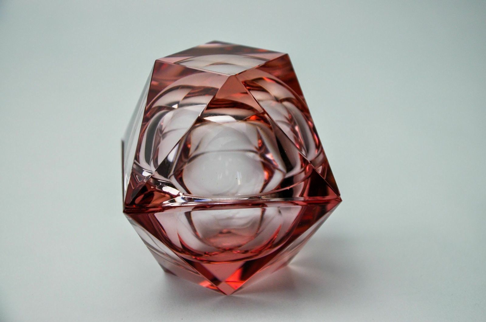 Duo Of Pink Faceted Ashtrays By Seguso, Murano, Italy, 1970 photo Home Decor