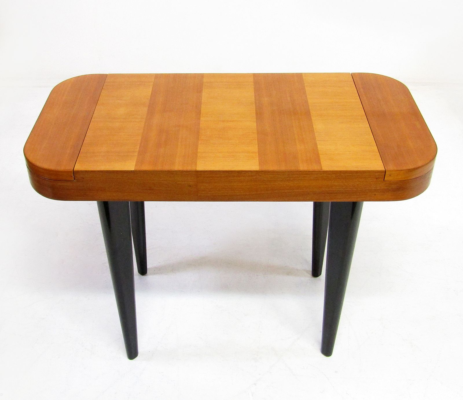 3600.0 Two Paldao Line Art Deco End Tables By Gilbert Rohde For Herman Miller, C 1940 photo