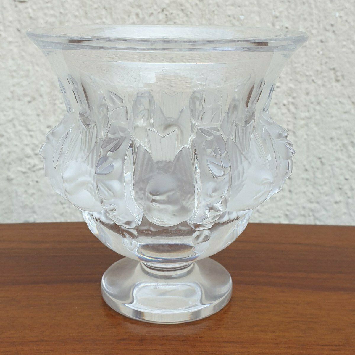 Lalique France, Dampierre Vase, 20th Century photo 390.0