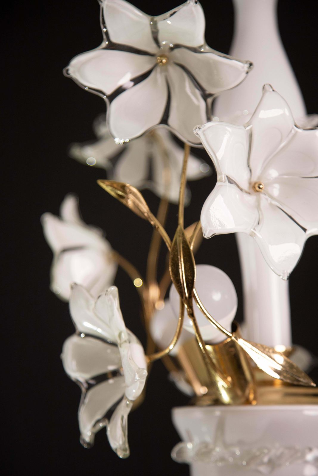 photo furniture Murano Vintage Chandelier White Flowers, 1970s