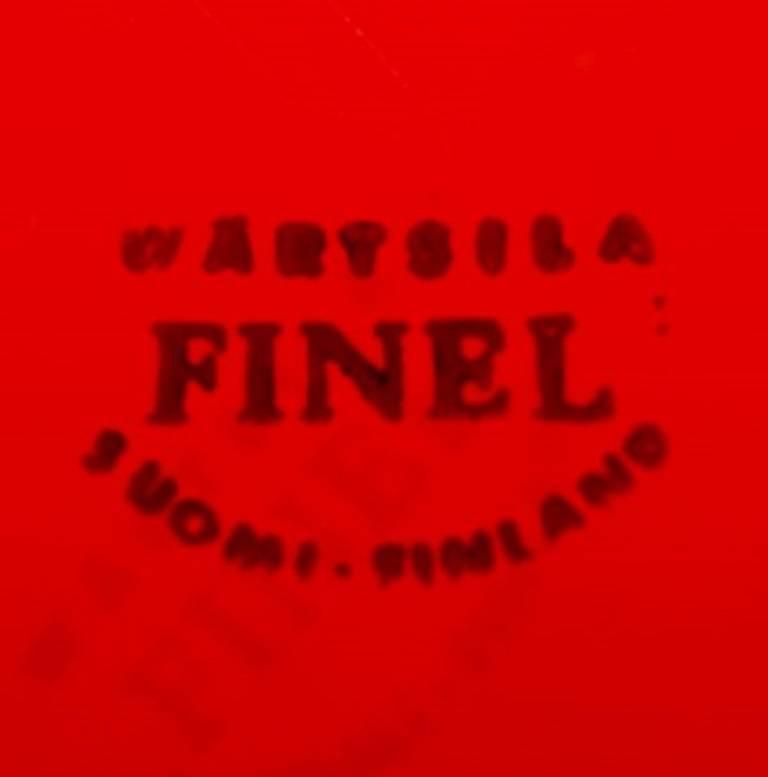 Kaj Franck, Finnish Designer Three Red Bowls In Enameled Metal, Finel, Finland photo Home Decor