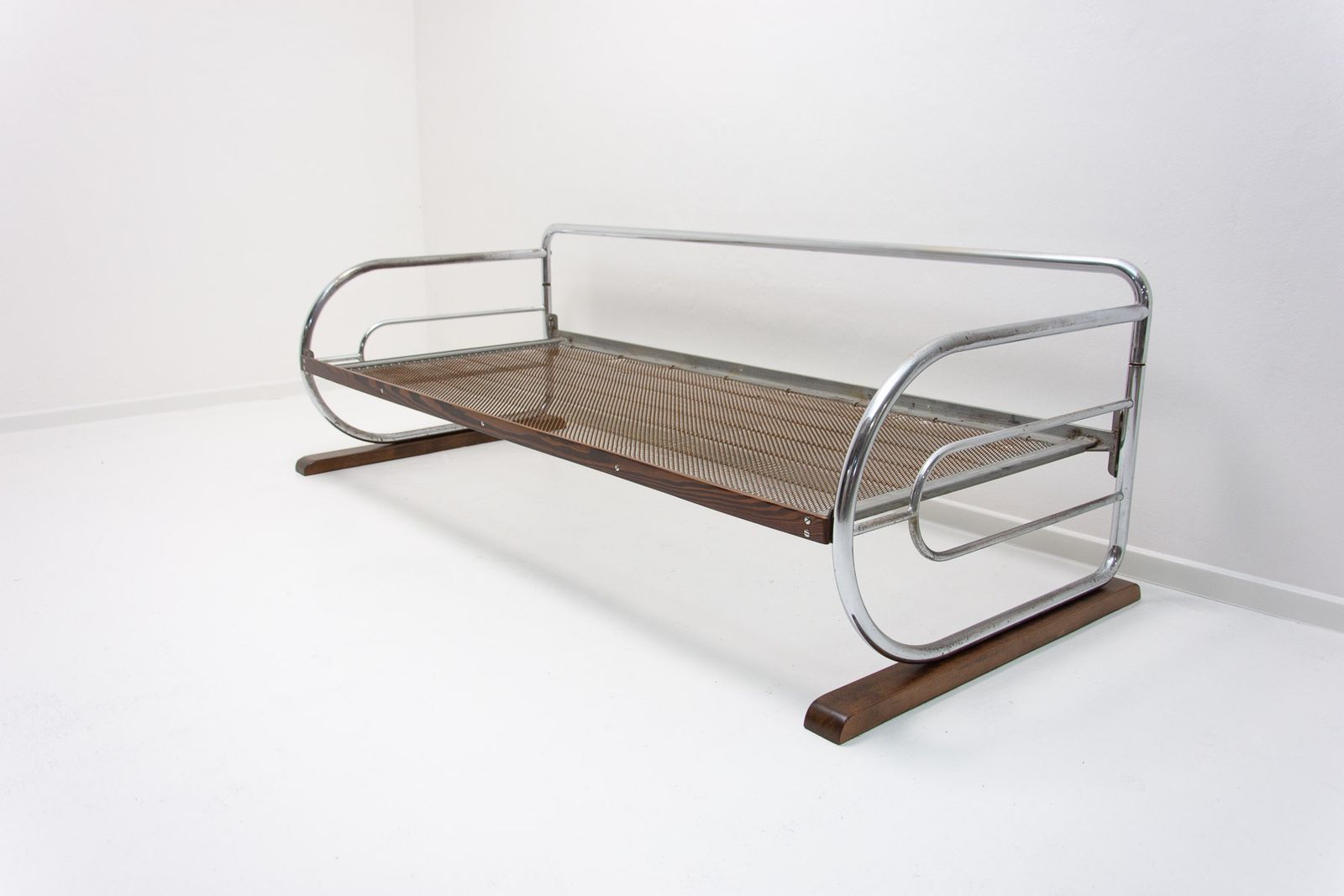 Chromen Bauhaus Sofa Van Hynek Gottwald, Bohemen, Jaren 1930 photo for sale
