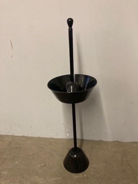 Valet Stand   Ashtray Achille Castiglioni For Zanotta From The 70s In Black