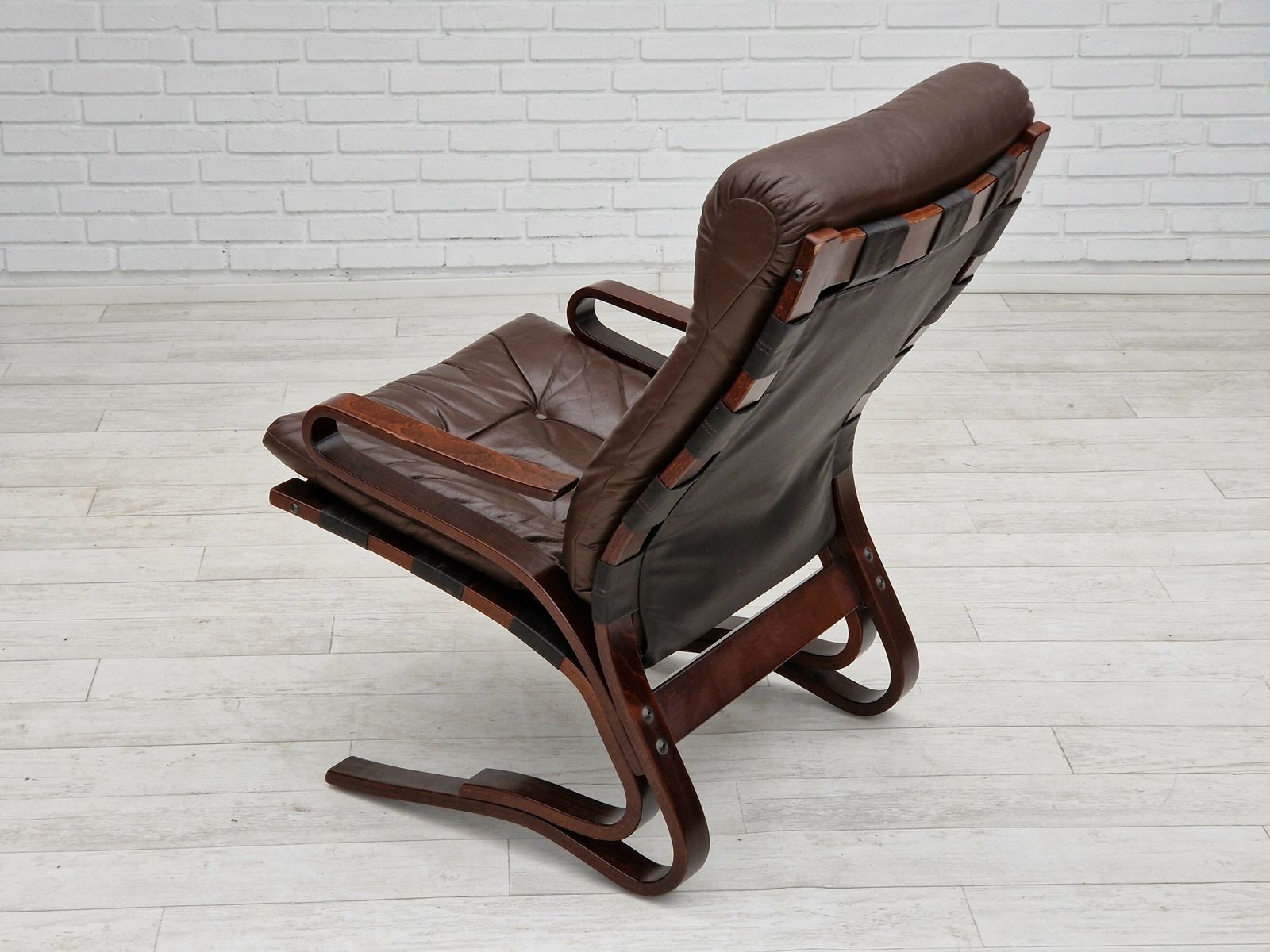 1970s, Norwegian Design, Lounge Chair Model "Kengu" By Else And Nordahl Solheim For Rybo Rykken. photo vinterior