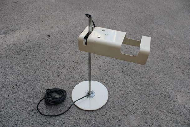 Spider Table Lamp Joe Colombo 1960s White Metal Original Old photo furniture