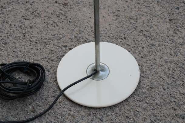 Spider Table Lamp Joe Colombo 1960s White Metal Original Old photo Lighting