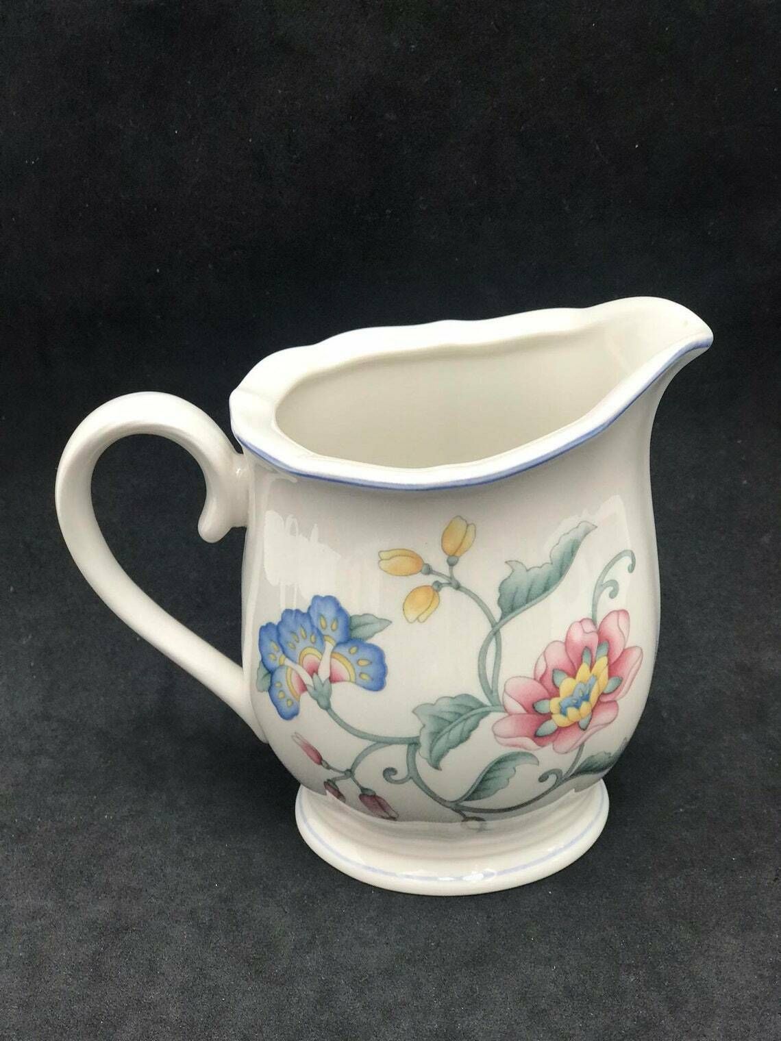 Milk Jug Creamer Villeroy And Boch Delia Shabby Pastel Pitcher Porcelain China Replacement Ancient China Cream Pot Hostess Gift photo vinterior